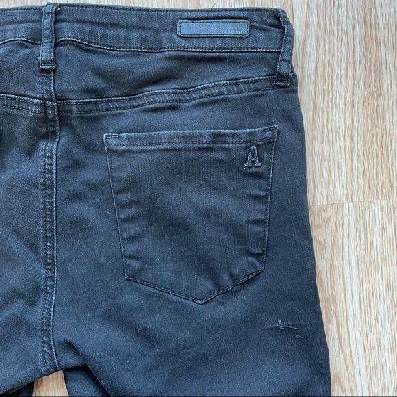 Articles of Society 9” Rise Black Skinny Jeans - Size: 28 - Picture 9 of 11